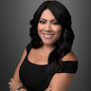 Meet your Posher, Dalia